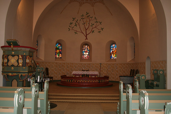 Fil:Kråkerøy kirke Koret.jpg