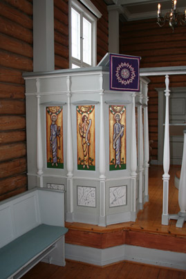 Fil:Krør kirke Prekestol 2.jpg