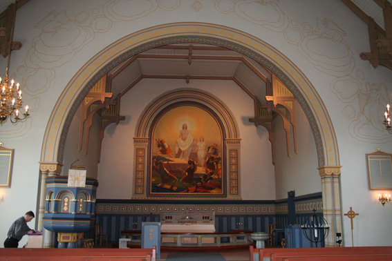 Fil:Rolvsøy kirke Koråpningen.jpg