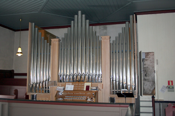 Fil:Sørum kirke, Sørum Orgel 2.jpg