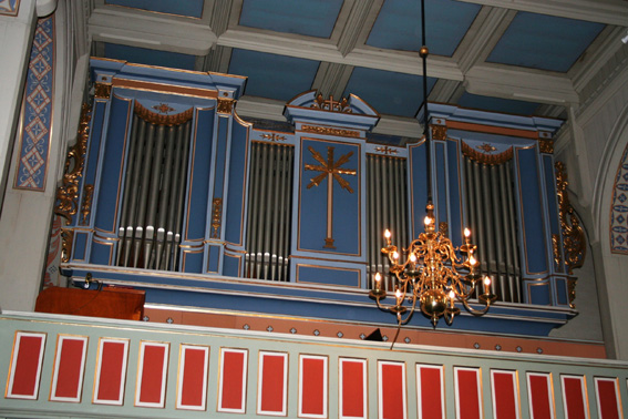 Fil:Tangen kirke, Drammen Orgelet1.jpg